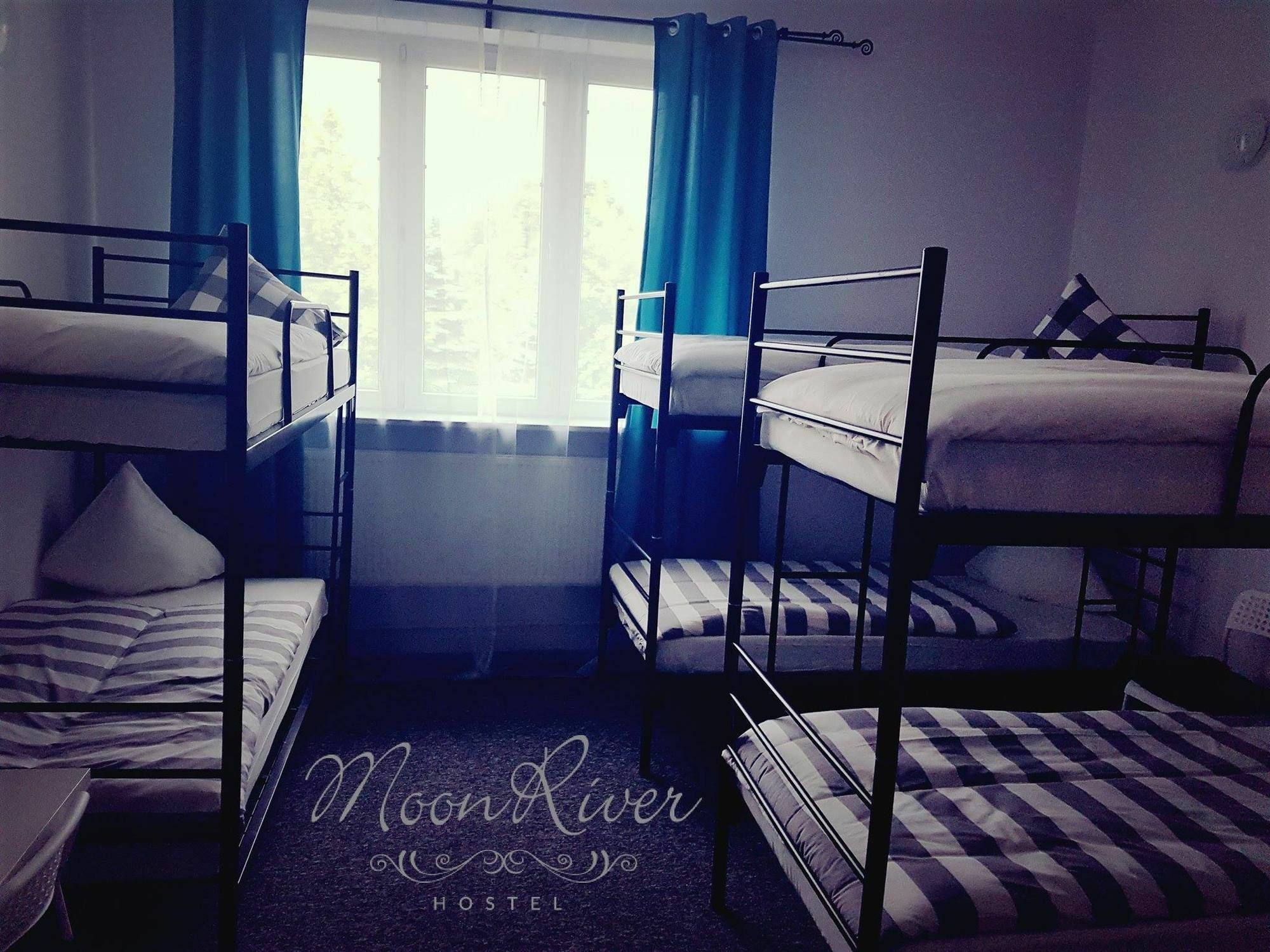 Moonriver Inn Warschau Exterior foto